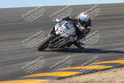 media/Feb-05-2023-SoCal Trackdays (Sun) [[b2340e6653]]/Bowl (10am)/